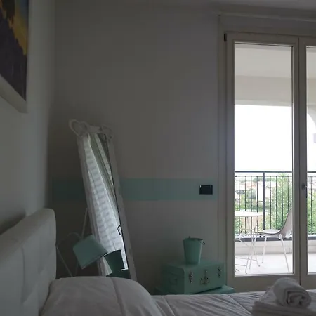 Aurora Tower Apartment Sirmione